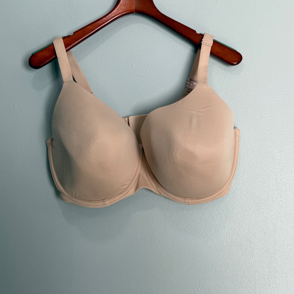 Bare Necessities Favorite T-Shirt Bra‎ Beige Underwire Full Coverage 40I